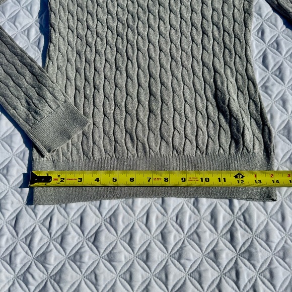 Talbots Gray Silver Metallic Sparkle Cable Knit Crewneck Pullover Sweater Size M - Picture 7 of 12